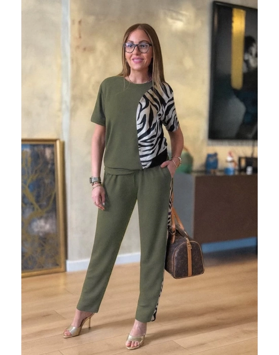Kadın Kısa Kollu Bisiklet Yaka Zebra Desen Bluz Ve Pantolon Ikili Takım