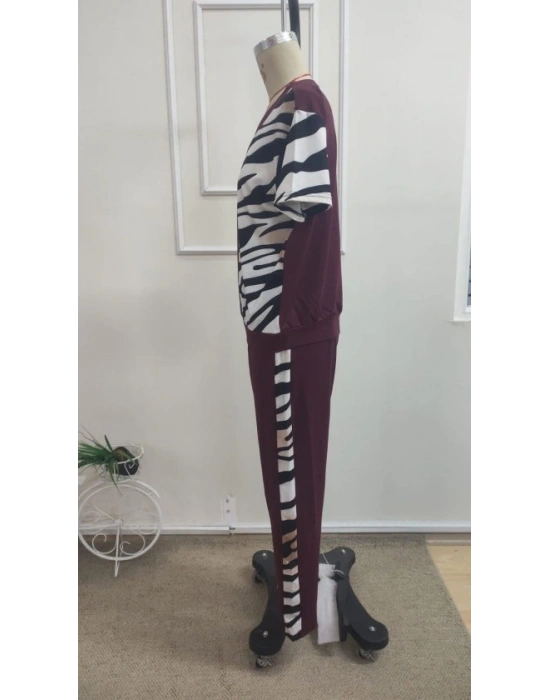 Kadın Kısa Kollu Bisiklet Yaka Zebra Desen Bluz Ve Pantolon Ikili Takım