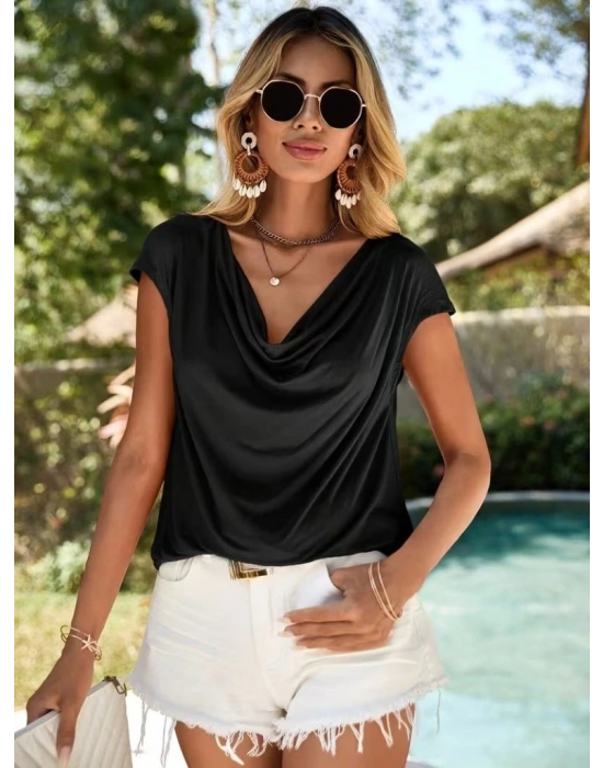 Kadın Kısa Kollu Degaje Yakalı Viskon Bluz