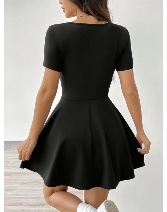 Kadın Kısa Kollu Kare Yakalı Cep Detaylı Dalgıç Elbise Tulum