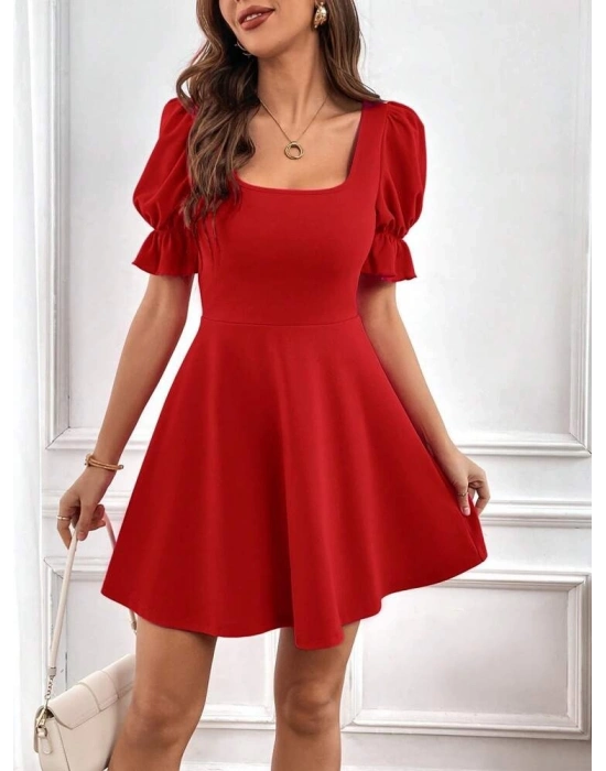 Kadın Kısa Kollu Kare Yakalı Kiloş Ithal Krep Elbise