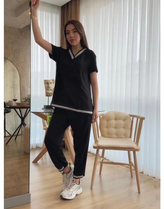 Kadın Kısa Kollu V Yakalı Iki Iplik Bluz Ve Pantolon Ikili Takım
