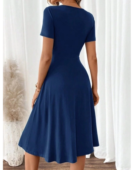 Kadın Kısa Kollu V Yakalı önden Düğmeli A Kesim Dokuma Elbise