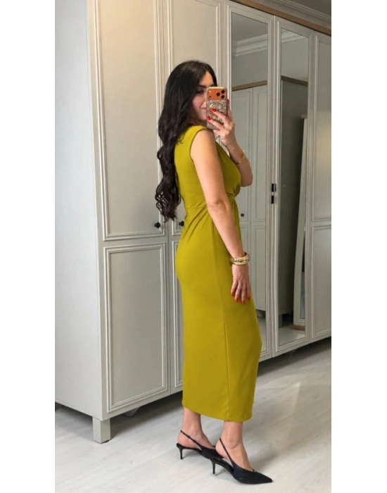 Kadın Kısa Kollu V Yakalı önü Sarmal Detaylı Yırtmaçlı Sandy Midi Elbise
