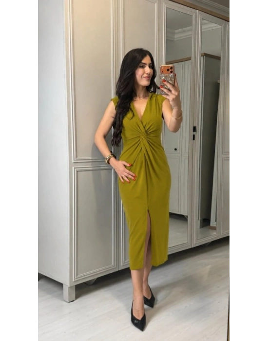 Kadın Kısa Kollu V Yakalı önü Sarmal Detaylı Yırtmaçlı Sandy Midi Elbise