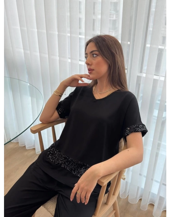 Kadın Kısa Kollu V Yakalı Pul Payetli Viskon Iki Iplik Bluz Ve Pantolon Ikili Takım