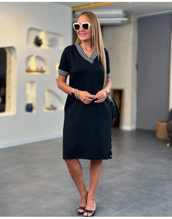 Kadın Kısa Kollu V Yakalı Yanlardan Yırtmaç Ve Düğmeli Viskon Iki Iplik Elbise