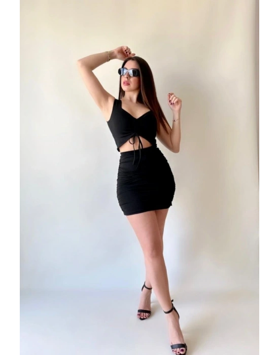 Kadın Omuz Askılı Armut Yaka Büzgü Ve Göbek Dekolteli Mini Elbise