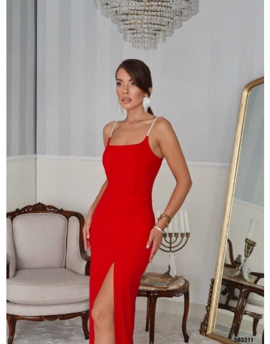 Kadın Omuz Askılı Derin Yırtmaç Detay Maxi Boy Elbise