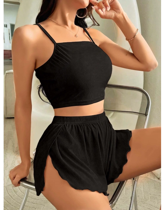 Kadın Siyah Yandan Yırtmaçlı Askılı Şortlu Pijama Takım 5041