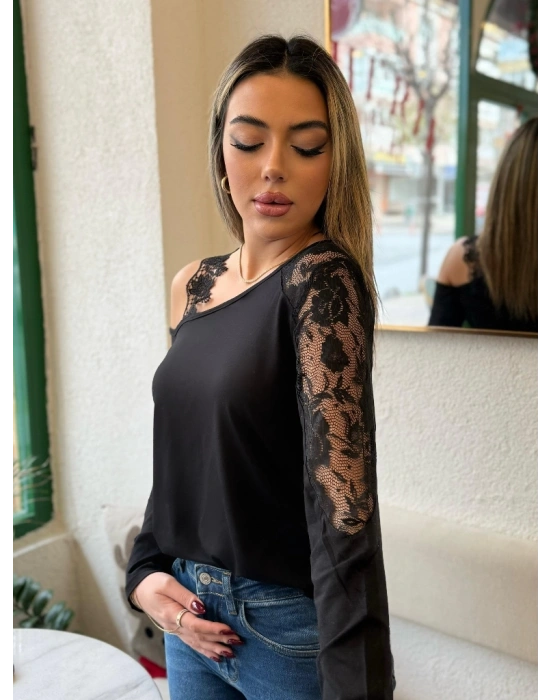 Kadın Tek Omuzu Açık Askılı Dantelli Viskon Bluz