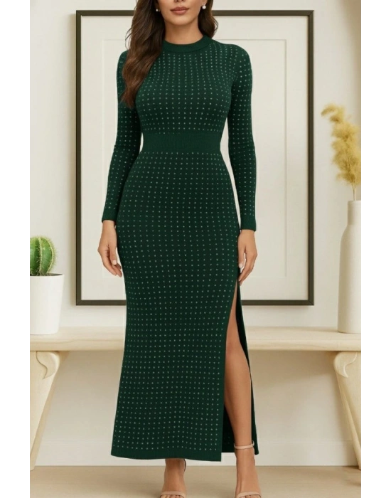 Kadın Uzun Kollu Bisiklet Yaka Taşlı Midi Kadife Elbise