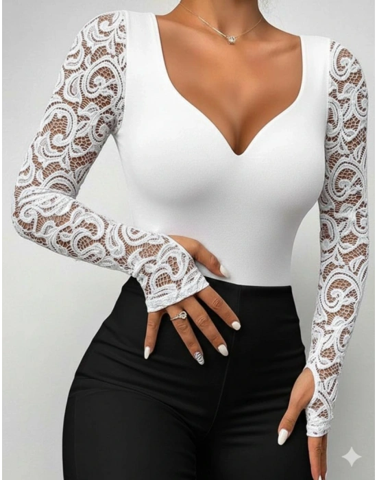 Kadın Uzun Kollu Dantelli Dekolte Detaylı Dalgıç Bluz