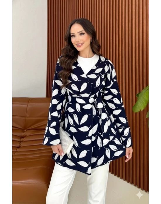 Kadın Uzun Kollu Kadın Uzun Kollu Yaprak Desen Kuşak Dahil Hırka