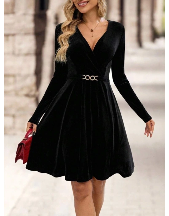 Kadın Uzun Kollu Kruvaze Yakalı Toka Detaylı Mini Kadife Elbise