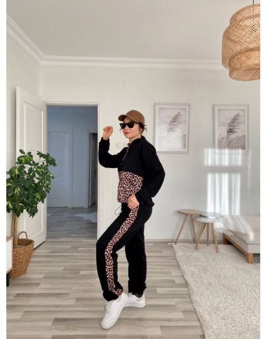 Kadın Uzun Kollu Leopar Detay Sweat Ve Yanı Leopar şerit Detay Pantolon Ikili Takım
