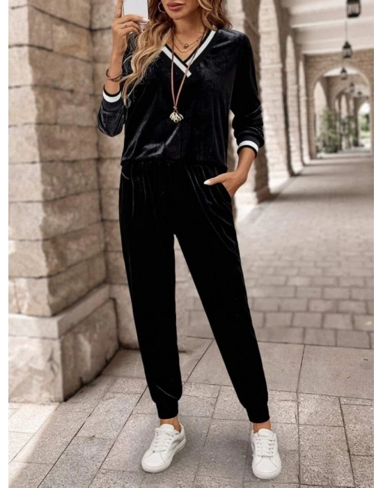 Kadın Uzun Kollu V Yaka Kadife Bluz Ve Pantolon Ikili Takım