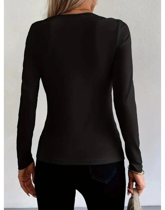 Kadın Uzun Kollu Yakadan Halka Detaylı Viskon Bluz