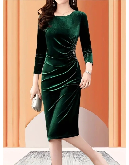 Kadın Uzun Kollu Yakası Açık Yanlardan Büzgülü Taş Detaylı Midi Kadife Elbise