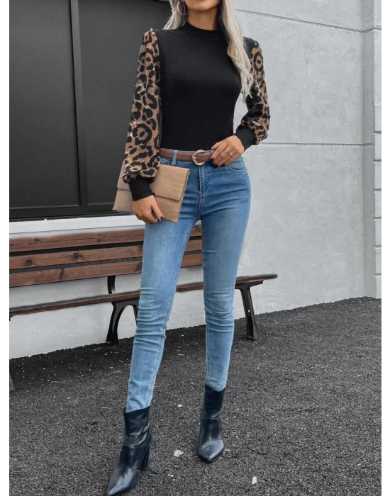 Kadın Uzun Kollu Yarı Balıkçı Yaka Leopar Detaylı Kaşkorse Bluz