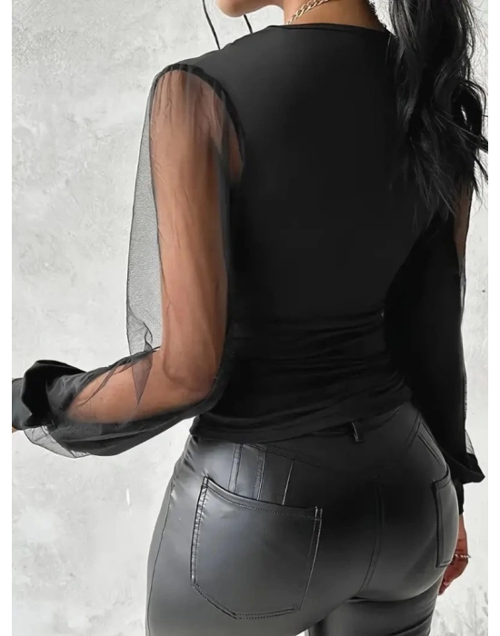 Kadın Uzun Yırtmaç Tül Detaylı Derin V Yakalı Sandy Bluz