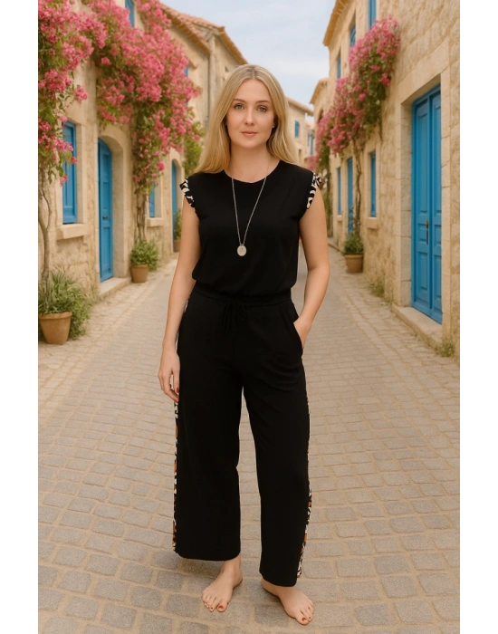 Kadın Yarasa Kol Dijital Baskı Detay Bluz Ve Yanı şerit Detay Kristal Kumaş Pantolon Ikili Takım