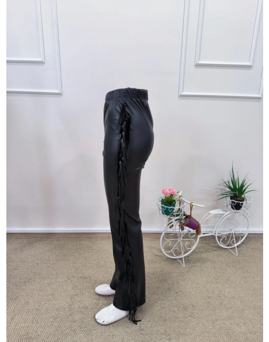 Kadın Yüksek Bel Yanlardan Püsküllü Deri Pantolon