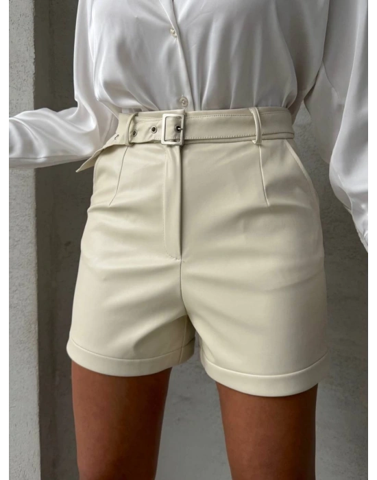 Kemerli deri şort krem h241003