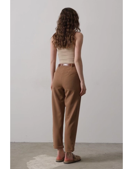 Kemerli Havuç Pantolon - Taba