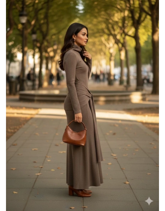 Kendinden kemerli uzun elbise vizon