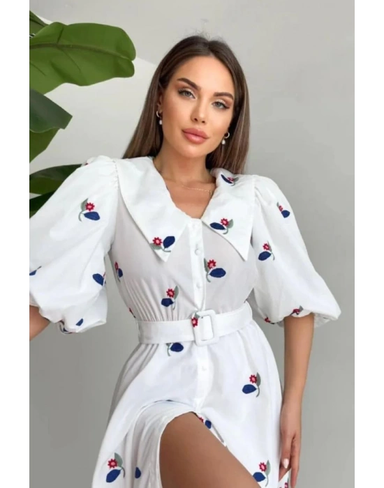 Kırmızı Yakası Çiçek Motifli Kemerli Elbise