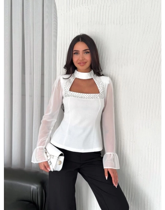 Kolları Şifon Göğüste İnci Boncuk Detaylı Bluz - Beyaz