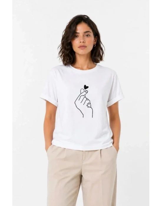 Kore Parmak Kalp Aşk Temalı Minimal Baskılı Tişört Yazlık Kısa Kol T-Shirt  - Beyaz