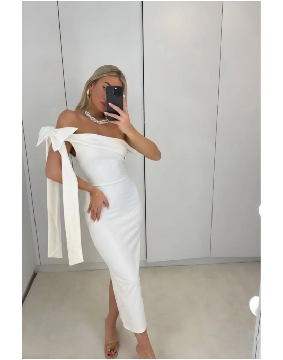 Krep Kuşaklı Kumaş Straplez Elbise
