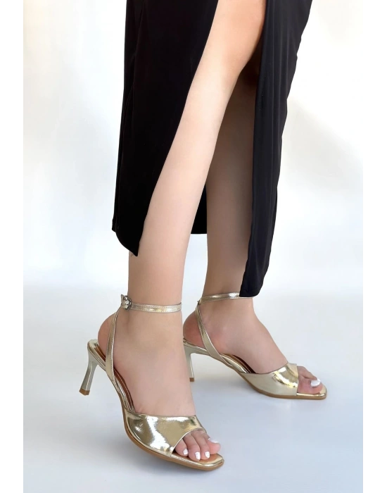 Lenya Gold Rugan Topuklu Ayakkabı