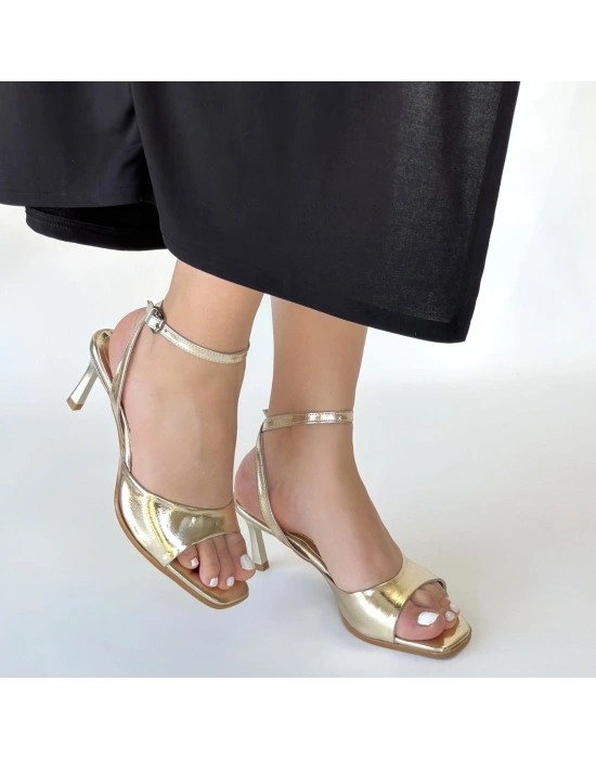 Lenya Gold Rugan Topuklu Ayakkabı