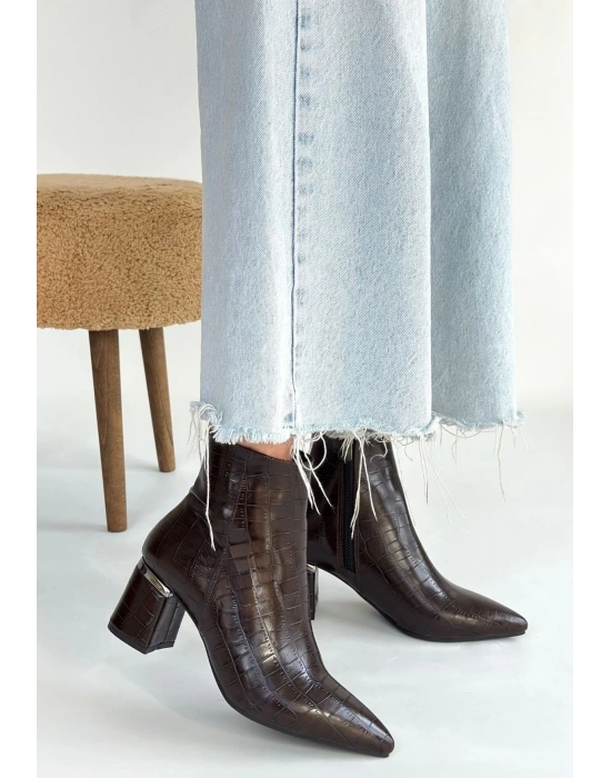 Meça Kahverengi Cilt Topuklu Bot