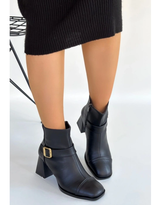 Mejjo Siyah Cilt Topuklu Bot