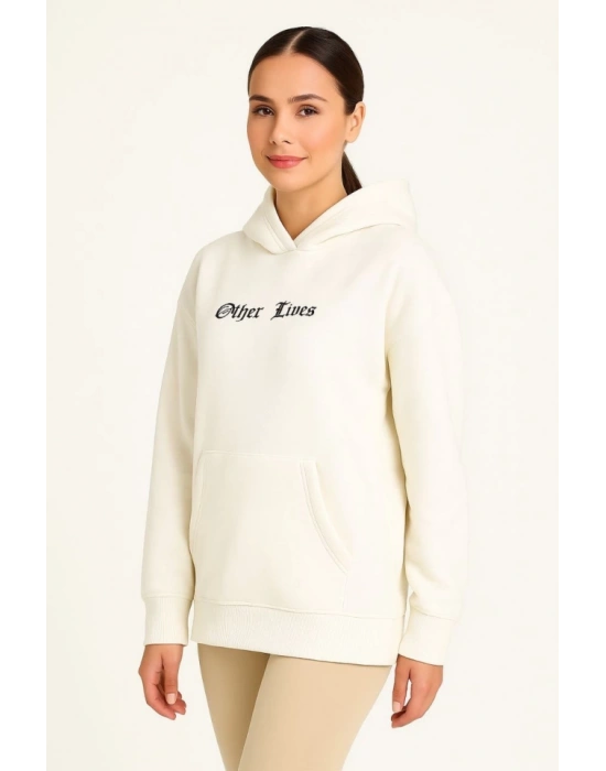 Oversize Üç İplik Şardonlu Kapüşonlu Sweatshirt – Beyaz “Other Lives” Ön Ve Arka Baskılı, Kanguru Cepli, Ribanalı Rahat Kışlık Model Beyaz