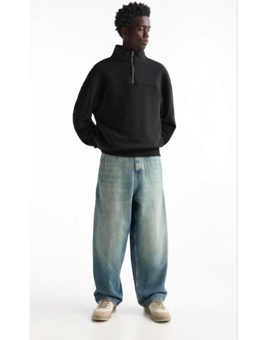 Oversize Yarım Farmuarlı Yakalı Basic SweatShirt - Siyah