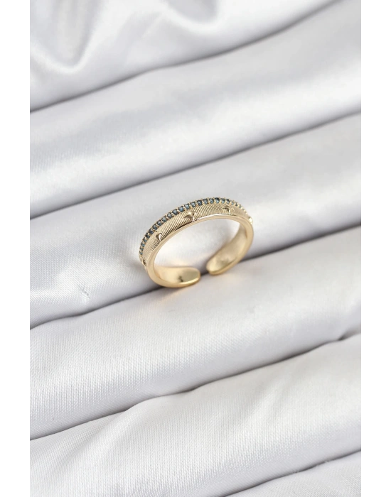 Pirinç Gold Renk Sıralı Zirkon Taşlı Kutup Yıldızı Model Kadın Yüzük