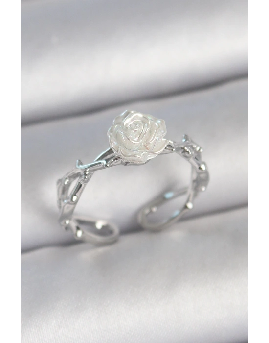 Pirinç Gümüş Renk Beyaz Gül Model Ayarlanabilir Kadın Yüzük