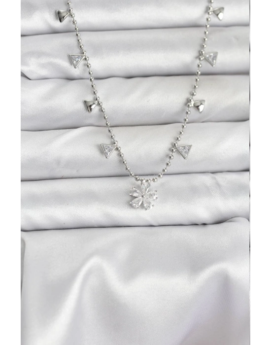 Pirinç Gümüş Renk Zirkon Taşlı Çiçek Model Kadın Kolye