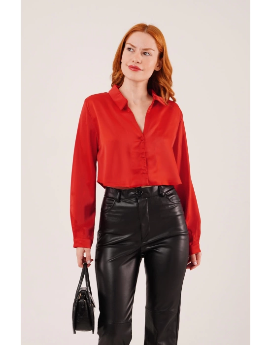 Saten Crop Model Kırmızı Gömlek