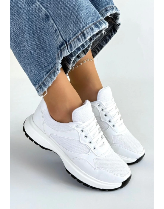 Slar Beyaz Cilt Bağcıklı Spor Ayakkabı