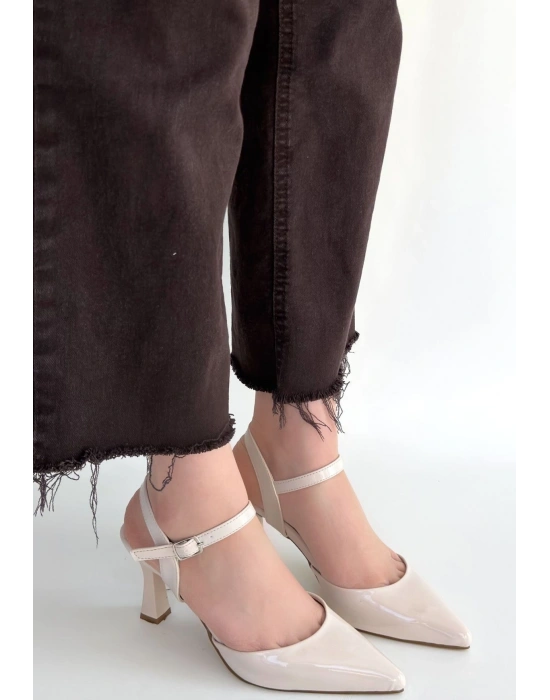 Suden Bej Rugan Topuklu Ayakkabı