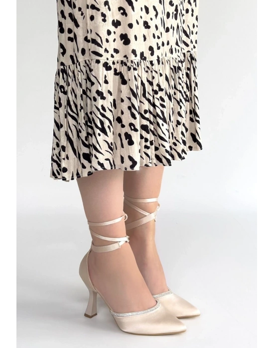 Tenja Bej Saten Bilekten Bağcıklı Topuklu Ayakkabı