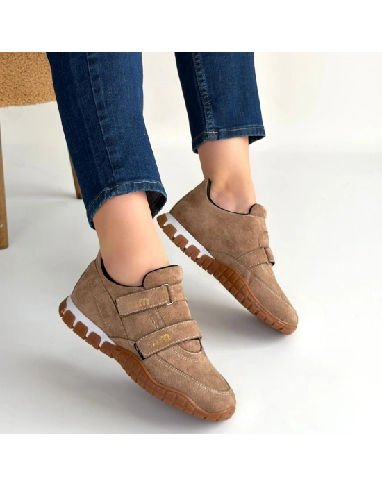 Tunga Bej Süet Cırt Cırtlı Spor Ayakkabı