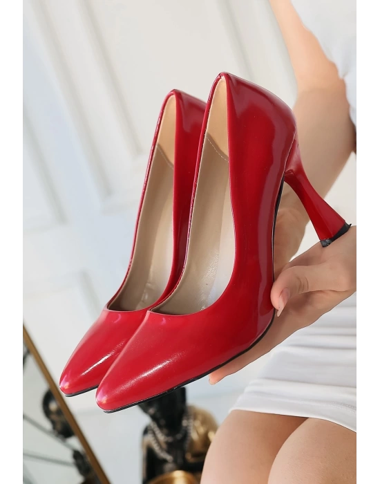 Ulba Kırmızı Rugan Stiletto Ayakkabı