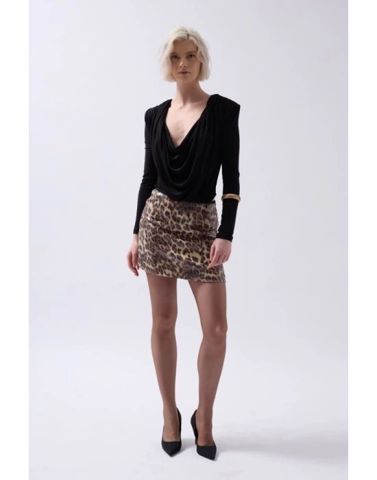 Vatkalı Degaje Yaka Bodysuit